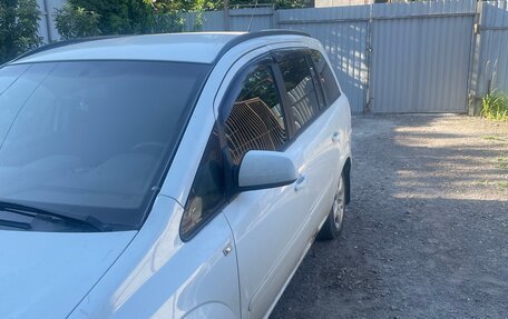 Opel Zafira B, 2010 год, 550 000 рублей, 2 фотография