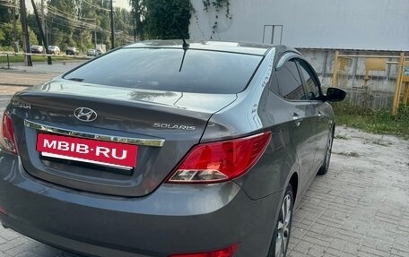 Hyundai Solaris II рестайлинг, 2015 год, 1 120 000 рублей, 4 фотография