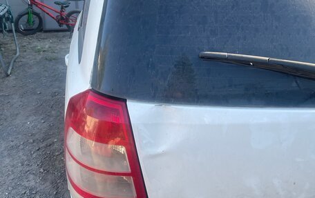 Opel Zafira B, 2010 год, 550 000 рублей, 5 фотография