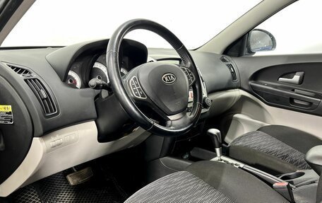 KIA cee'd I рестайлинг, 2009 год, 700 000 рублей, 10 фотография