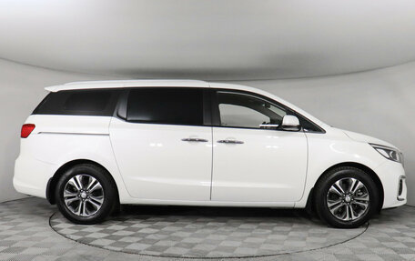 KIA Carnival III, 2020 год, 2 990 000 рублей, 4 фотография