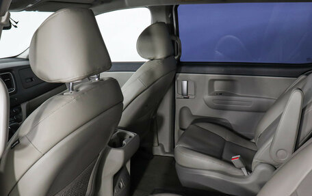 KIA Carnival III, 2020 год, 2 990 000 рублей, 13 фотография