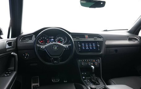 Volkswagen Tiguan II, 2021 год, 4 050 000 рублей, 6 фотография