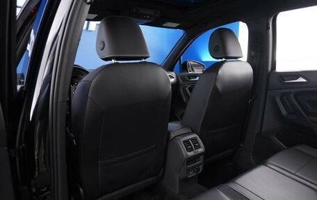Volkswagen Tiguan II, 2021 год, 4 050 000 рублей, 11 фотография