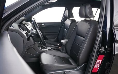 Volkswagen Tiguan II, 2021 год, 4 050 000 рублей, 10 фотография