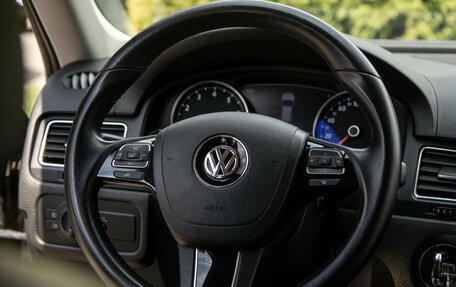 Volkswagen Touareg III, 2012 год, 1 548 000 рублей, 11 фотография