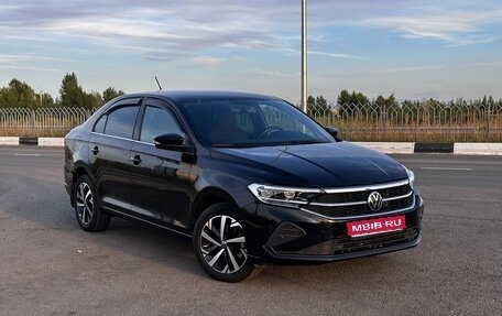 Volkswagen Polo VI (EU Market), 2022 год, 2 400 000 рублей, 1 фотография
