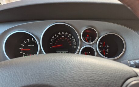 Toyota Sequoia II рестайлинг, 2011 год, 3 500 000 рублей, 7 фотография