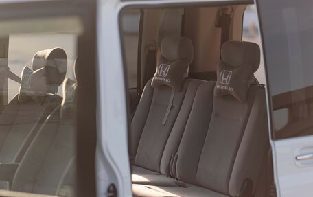 Honda Mobilio I, 2002 год, 670 000 рублей, 2 фотография