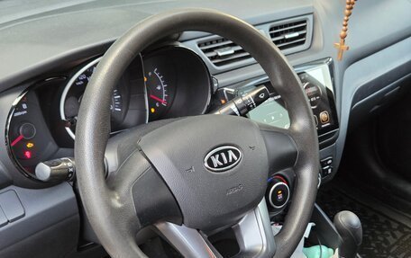 KIA Rio III рестайлинг, 2012 год, 700 000 рублей, 10 фотография