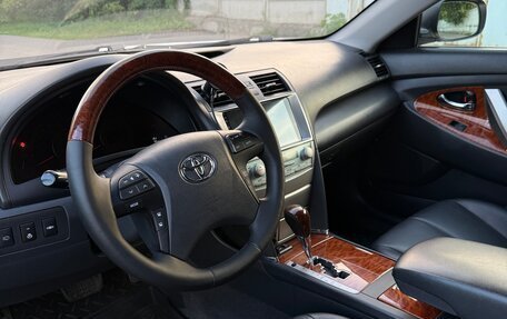 Toyota Camry, 2008 год, 780 000 рублей, 5 фотография