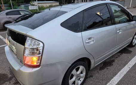 Toyota Prius, 2007 год, 630 000 рублей, 5 фотография