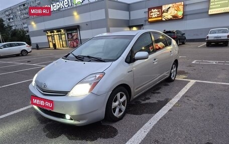 Toyota Prius, 2007 год, 630 000 рублей, 2 фотография
