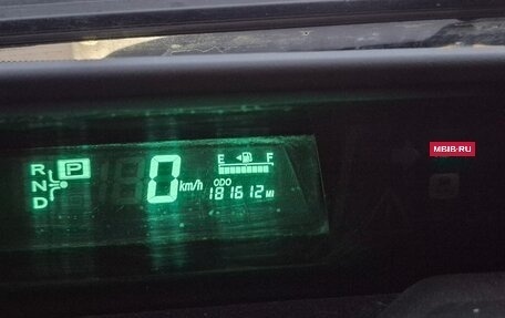 Toyota Prius, 2007 год, 630 000 рублей, 13 фотография