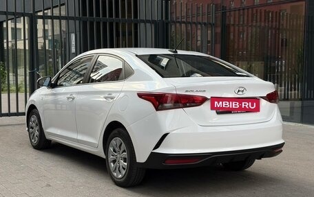 Hyundai Solaris II рестайлинг, 2021 год, 1 600 000 рублей, 4 фотография