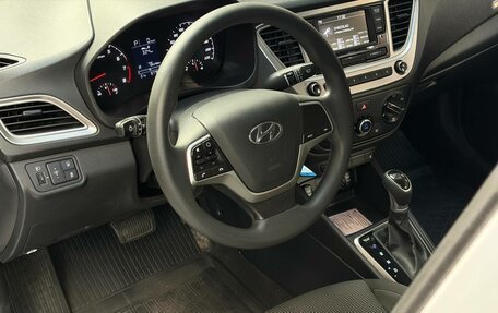 Hyundai Solaris II рестайлинг, 2021 год, 1 600 000 рублей, 14 фотография
