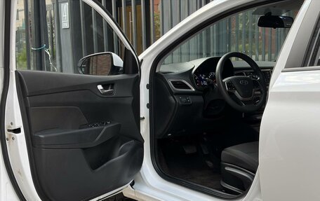 Hyundai Solaris II рестайлинг, 2021 год, 1 600 000 рублей, 12 фотография