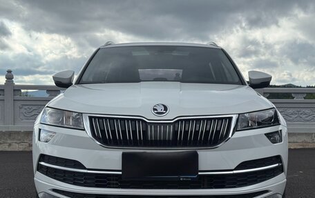 Skoda Karoq I, 2023 год, 2 450 000 рублей, 2 фотография