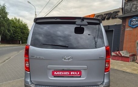 Hyundai Grand Starex Grand Starex I рестайлинг 2, 2019 год, 3 490 000 рублей, 5 фотография