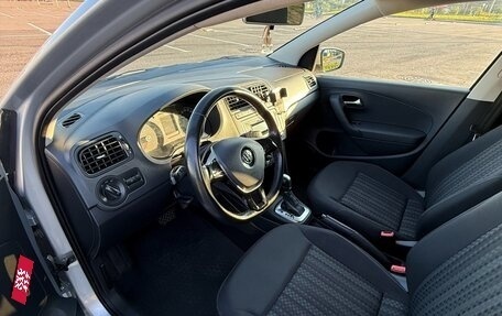 Volkswagen Polo VI (EU Market), 2016 год, 1 050 000 рублей, 6 фотография