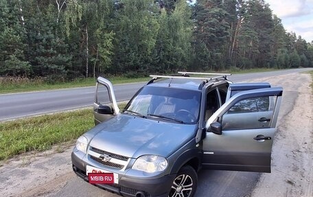 Chevrolet Niva I рестайлинг, 2014 год, 600 000 рублей, 6 фотография