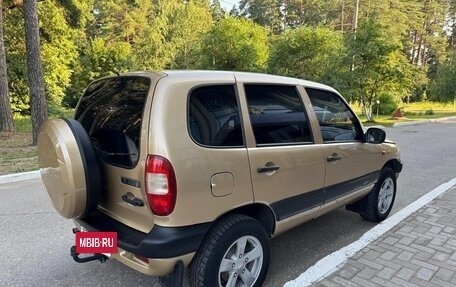Chevrolet Niva I рестайлинг, 2004 год, 430 000 рублей, 5 фотография