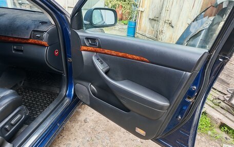 Toyota Avensis III рестайлинг, 2005 год, 550 000 рублей, 5 фотография