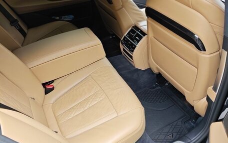 BMW 7 серия, 2021 год, 5 600 000 рублей, 9 фотография