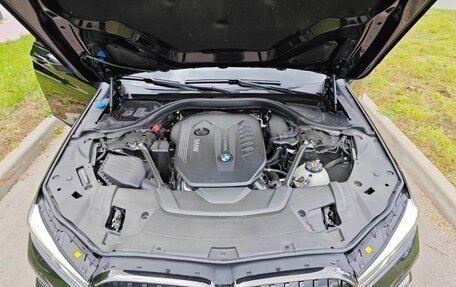 BMW 7 серия, 2021 год, 5 600 000 рублей, 14 фотография