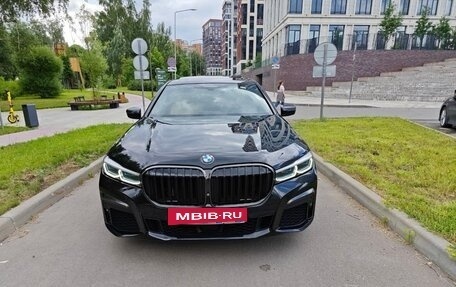 BMW 7 серия, 2021 год, 5 600 000 рублей, 3 фотография