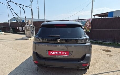 Peugeot 5008 II, 2021 год, 1 990 000 рублей, 6 фотография