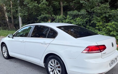 Volkswagen Passat B8 рестайлинг, 2015 год, 1 600 000 рублей, 7 фотография