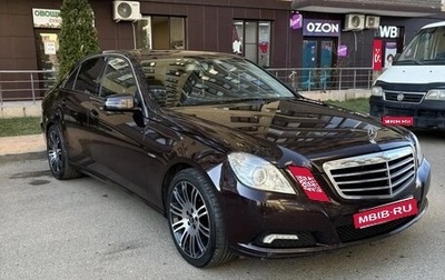 Mercedes-Benz E-Класс, 2010 год, 1 300 000 рублей, 1 фотография