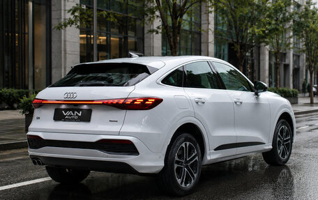 Audi Q5, 2025 год, 6 621 000 рублей, 4 фотография