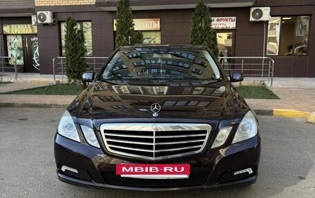 Mercedes-Benz E-Класс, 2010 год, 1 300 000 рублей, 2 фотография