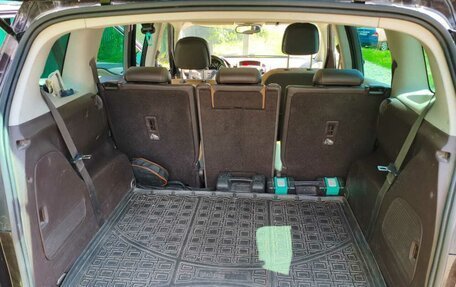 Opel Zafira C рестайлинг, 2013 год, 1 100 000 рублей, 26 фотография