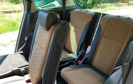 Opel Zafira C рестайлинг, 2013 год, 1 100 000 рублей, 34 фотография