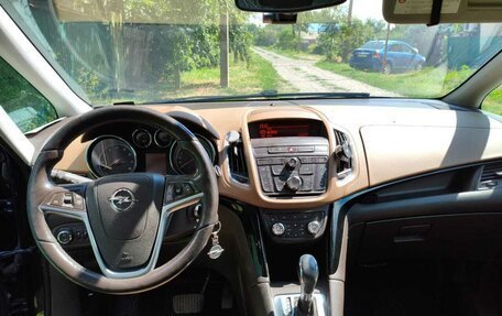 Opel Zafira C рестайлинг, 2013 год, 1 100 000 рублей, 36 фотография