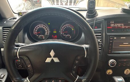 Mitsubishi Pajero IV, 2011 год, 2 250 000 рублей, 18 фотография