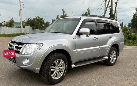 Mitsubishi Pajero IV, 2011 год, 2 250 000 рублей, 2 фотография