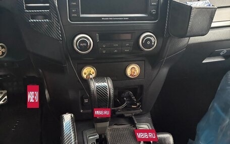 Mitsubishi Pajero IV, 2011 год, 2 250 000 рублей, 17 фотография