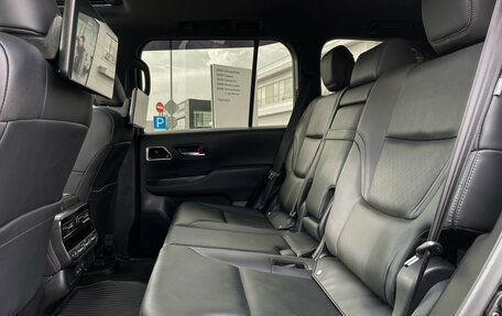 Toyota Land Cruiser, 2024 год, 12 650 000 рублей, 11 фотография