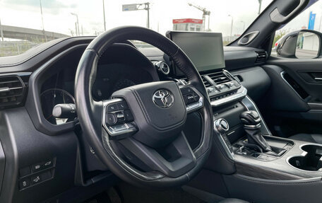 Toyota Land Cruiser, 2024 год, 12 650 000 рублей, 14 фотография