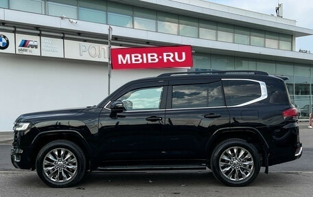 Toyota Land Cruiser, 2024 год, 12 650 000 рублей, 9 фотография