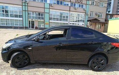 Hyundai Solaris II рестайлинг, 2011 год, 390 000 рублей, 1 фотография