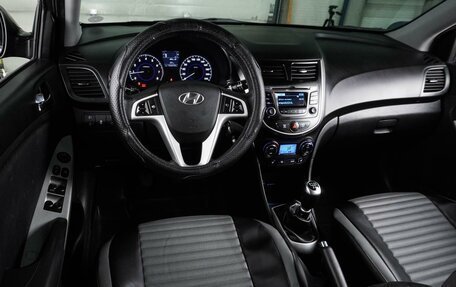 Hyundai Solaris II рестайлинг, 2011 год, 899 000 рублей, 6 фотография