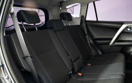 Toyota RAV4, 2016 год, 2 290 000 рублей, 13 фотография