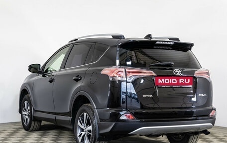 Toyota RAV4, 2016 год, 2 290 000 рублей, 8 фотография