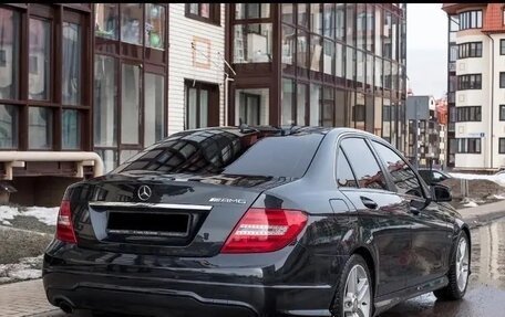 Mercedes-Benz C-Класс, 2011 год, 1 300 000 рублей, 2 фотография