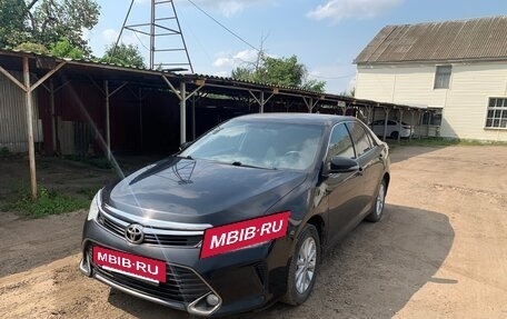 Toyota Camry, 2016 год, 1 780 000 рублей, 2 фотография